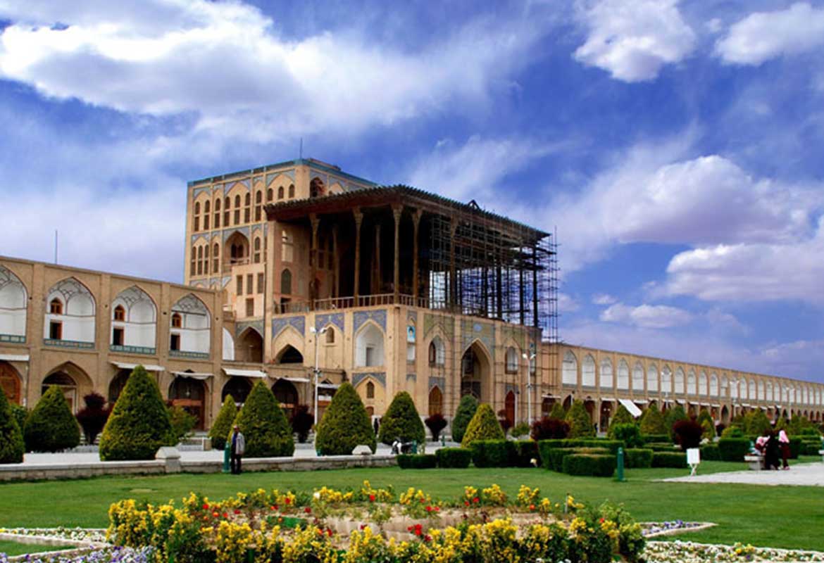 naqsh-e-jahan-square